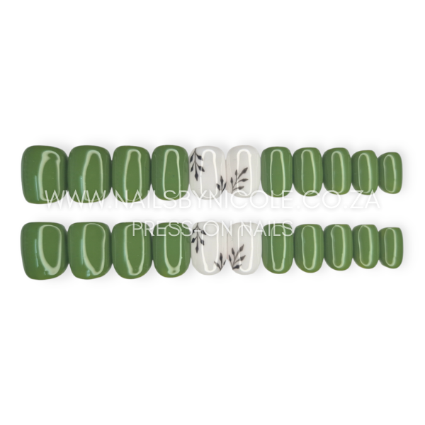 Luxury Press On Nails Set 20pc – Short Square – Olive Green & Leaves
